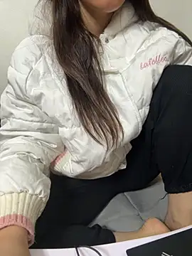 Snapshot of susu_baby chatting on November 2025 05:07:01 AM susu baby online show from November 2025 05:07:01 AM