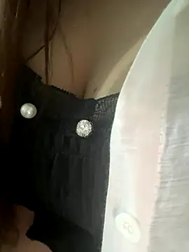 Snapshot of susu_baby chatting on December 2025 01:35:02 AM susu baby online show from December 2025 01:35:02 AM