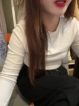 Snapshot of susu_baby chatting on January 2026 05:23:01 AM susu baby online show from January 2026 05:23:01 AM