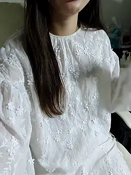 Snapshot of susu_baby chatting on February 2026 12:42:02 AM susu baby online show from February 2026 12:42:02 AM