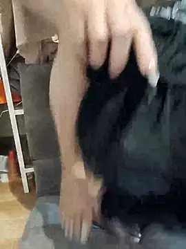 Snapshot of susu_baby chatting on February 2026 03:37:02 AM susu baby online show from February 2026 03:37:02 AM