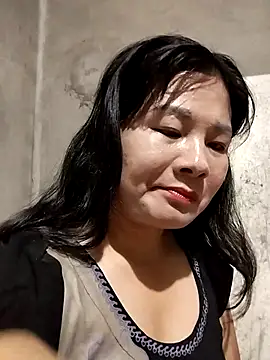 kute-00 online show from November 2025 02:12:02 PM