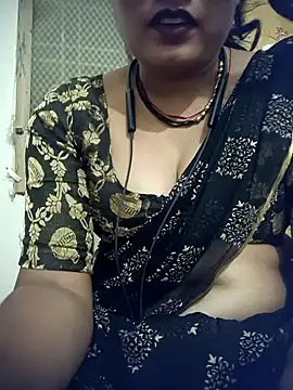 Snapshot of monu_bhabi chatting on April 2026 06:30:02 PM monu bhabi online show from April 2026 06:30:02 PM