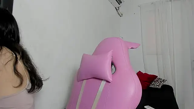 Laura and Kevin online show from January 2026 07:15:01 PM