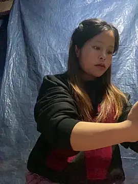 O o UwU o O online show from December 2025 01:13:02 AM