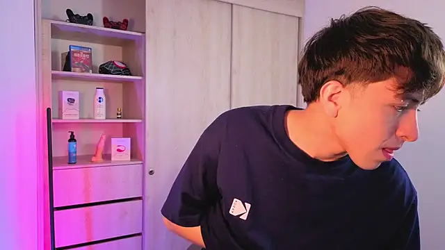 Snapshot of onlinenico chatting on September 2025 07:05:01 PM onlinenico online show from September 2025 07:05:01 PM