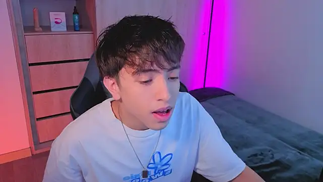 Snapshot of onlinenico chatting on October 2025 08:08:01 PM onlinenico online show from October 2025 08:08:01 PM