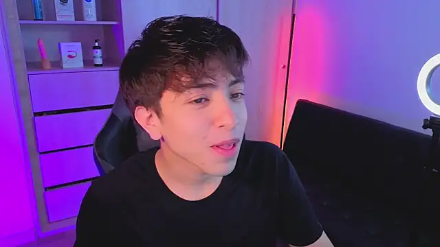 Snapshot of onlinenico chatting on October 2025 08:09:02 PM onlinenico online show from October 2025 08:09:02 PM