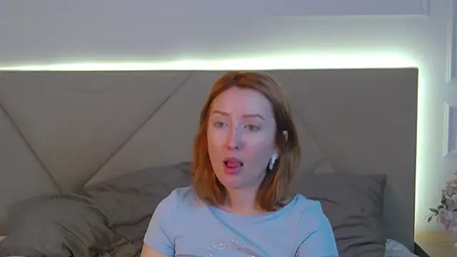 MarianeSun online show from July 2026 04:03:01 AM