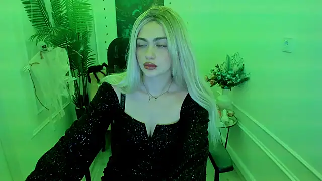 LeslieMineg online show from October 2025 11:34:02 AM