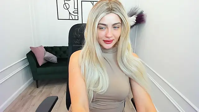 LeslieMineg online show from November 2025 11:20:02 AM