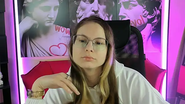 Snapshot of Carrie_Rose chatting on September 2025 04:23:02 AM Carrie Rose online show from September 2025 04:23:02 AM