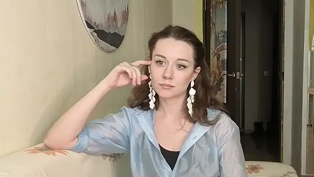 SkyHelen online show from February 2026 08:03:02 AM