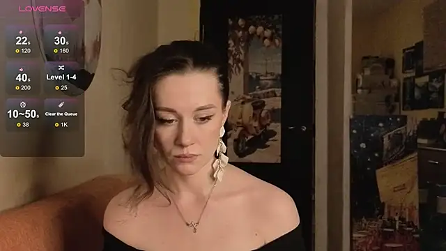 SkyHelen online show from April 2026 04:00:02 PM