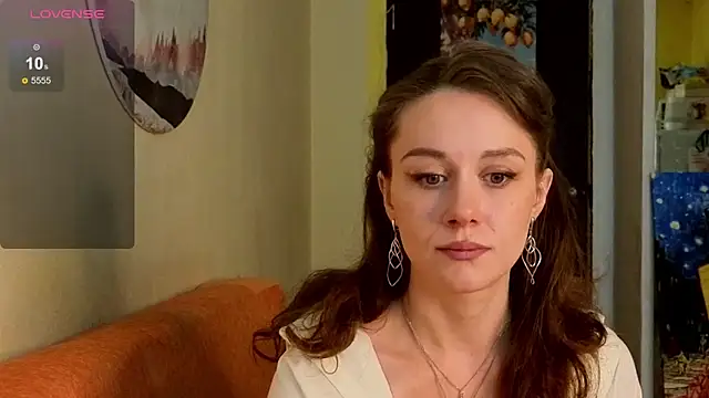 Snapshot of SkyHelen chatting on May 2026 07:27:02 AM SkyHelen online show from May 2026 07:27:02 AM