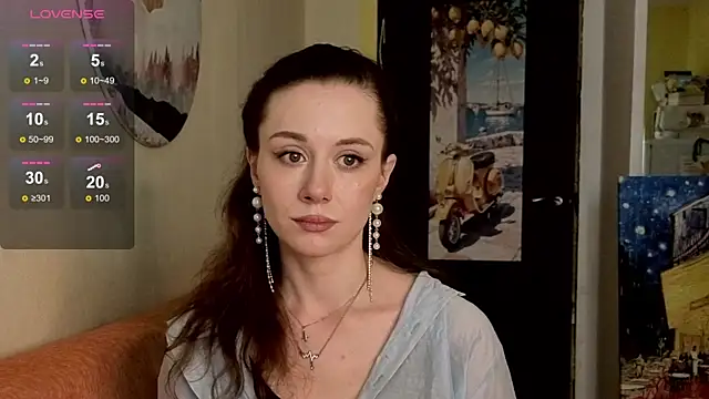 Snapshot of SkyHelen chatting on May 2026 07:48:02 AM SkyHelen online show from May 2026 07:48:02 AM