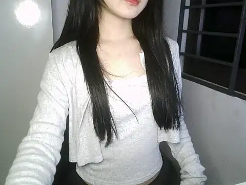 Snapshot of Annabelle-e chatting on October 2025 03:02:01 PM Annabelle-e online show from October 2025 03:02:01 PM