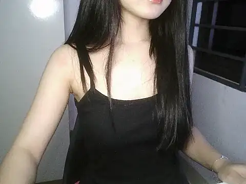 Snapshot of Annabelle-e chatting on November 2025 05:46:02 PM Annabelle-e online show from November 2025 05:46:02 PM