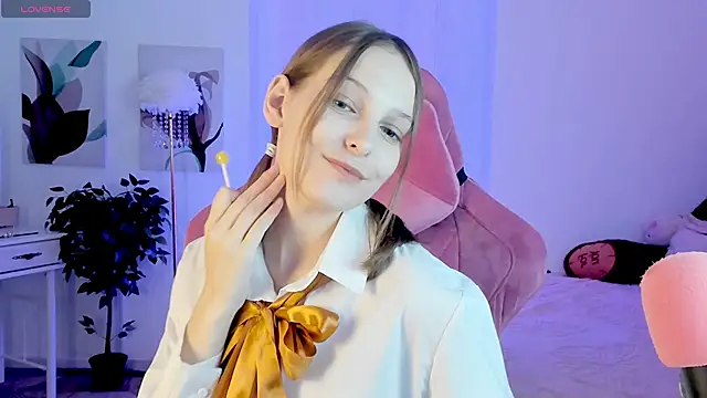 JenniferKiim online show from October 2025 01:56:01 PM