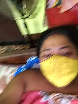 Smile-quien online show from April 2026 08:21:01 PM