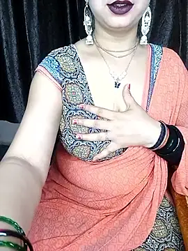 Snapshot of Oh_011 chatting on April 2026 04:22:01 PM Oh 011 online show from April 2026 04:22:01 PM
