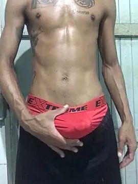 Snapshot of lcsexy45 chatting on February 2026 04:46:01 PM lcsexy45 online show from February 2026 04:46:01 PM