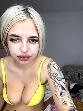 Steffi Snowbunny online show from October 2025 07:33:01 PM