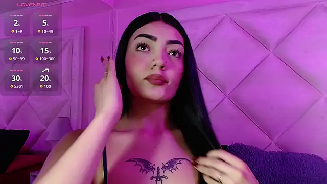 Miaa Smithh   online show from January 2026 11:36:02 AM