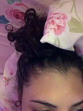 luluzinhax online show from February 2026 06:35:02 PM