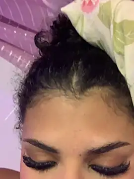 luluzinhax online show from March 2026 04:40:01 AM