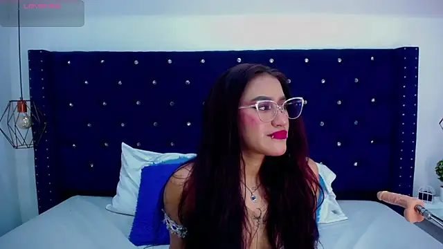 Snapshot of miss_aris chatting on November 2025 04:33:02 AM miss aris online show from November 2025 04:33:02 AM