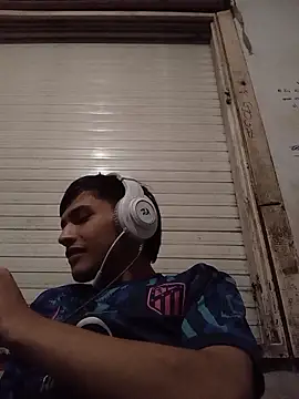 Snapshot of MYM69_- chatting on February 2026 05:44:02 AM MYM69 - online show from February 2026 05:44:02 AM