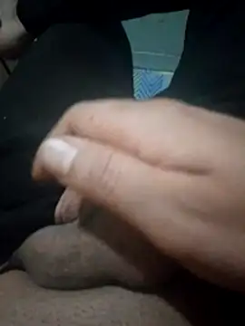 Snapshot of radois54 chatting on March 2026 09:31:02 PM radois54 online show from March 2026 09:31:02 PM