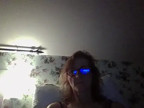 Valinella online show from December 2025 07:51:01 PM