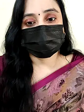 Monica cams online show from November 2025 02:17:01 PM