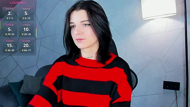 Snapshot of Lynn_Martin chatting on November 2025 01:06:02 AM Lynn Martin online show from November 2025 01:06:02 AM