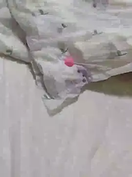 Snapshot of shaoshao-7758 chatting on October 2025 10:06:02 PM shaoshao-7758 online show from October 2025 10:06:02 PM