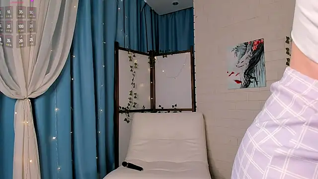 Ruminelle online show from April 2026 11:41:01 AM