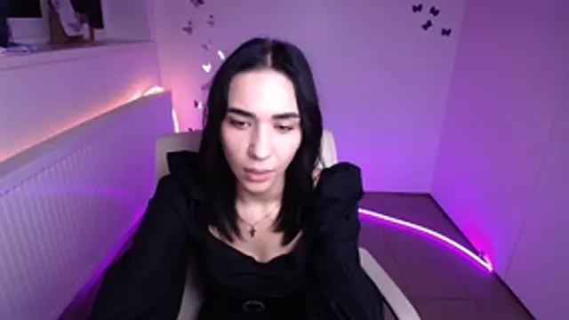 Snapshot of Bella_Night4 chatting on October 2025 07:23:01 AM Bella Night4 online show from October 2025 07:23:01 AM