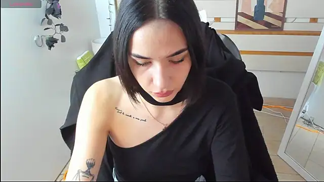 Snapshot of Bella_Night4 chatting on November 2025 08:03:02 AM Bella Night4 online show from November 2025 08:03:02 AM