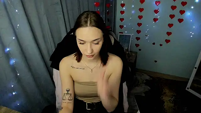 Snapshot of Bella_Night4 chatting on March 2026 01:05:01 PM Bella Night4 online show from March 2026 01:05:01 PM