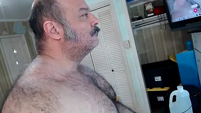 bullmusclejoe online show from April 2026 10:34:01 PM