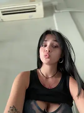 VendiMur online show from April 2026 01:18:02 AM
