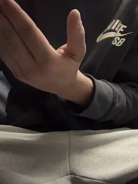 Snapshot of 420boy__ chatting on October 2025 09:26:02 PM 420boy online show from October 2025 09:26:02 PM