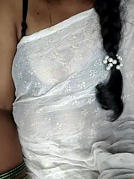 Snapshot of SindhuHappy chatting on October 2025 03:53:01 PM SindhuHappy online show from October 2025 03:53:01 PM