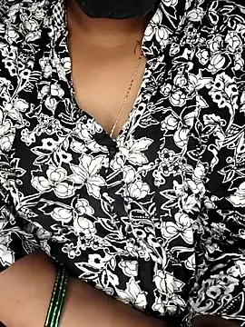 Snapshot of SindhuHappy chatting on October 2025 03:47:02 PM SindhuHappy online show from October 2025 03:47:02 PM