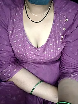 Snapshot of SindhuHappy chatting on November 2025 04:07:02 PM SindhuHappy online show from November 2025 04:07:02 PM