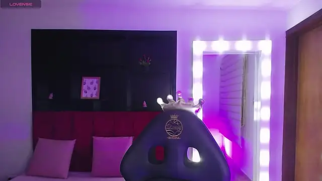  Charlotte Collins  online show from September 2025 03:02:01 PM