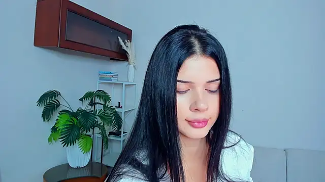 JoCauterucci online show from September 2025 06:46:01 AM