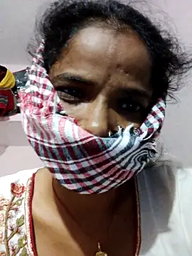 Snapshot of poojasexygirl2007 chatting on September 2025 06:18:01 AM poojasexygirl2007 online show from September 2025 06:18:01 AM